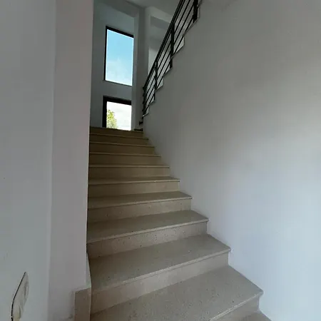 Bedgodini Hotel Golem (Tirana)